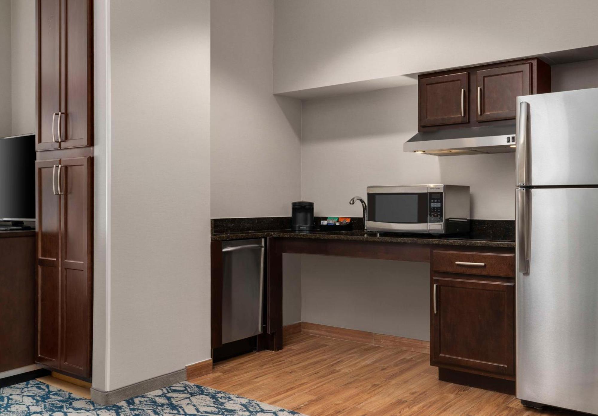 Homewood Suites By Hilton Boston Cambridge-Arlington, Ma Buitenkant foto